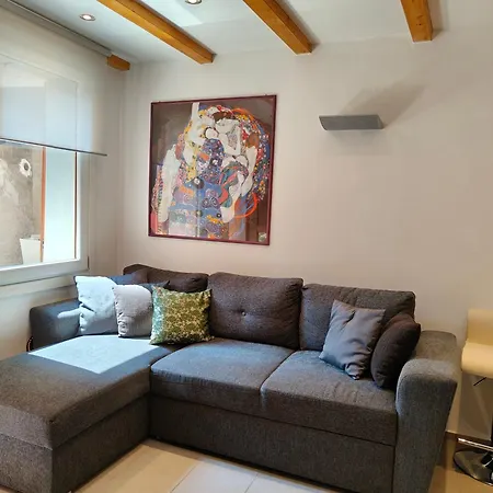 Colaela Apartment